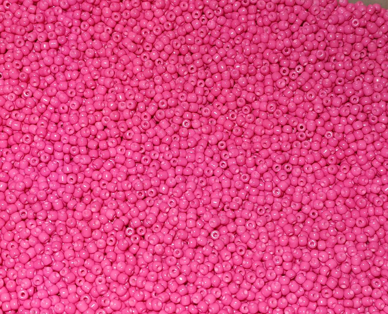Pack of 1100 Glass Seed Beads 4 mm 6/0 Pony Beads Clear Mini Children's Beads (Pink Opaque)