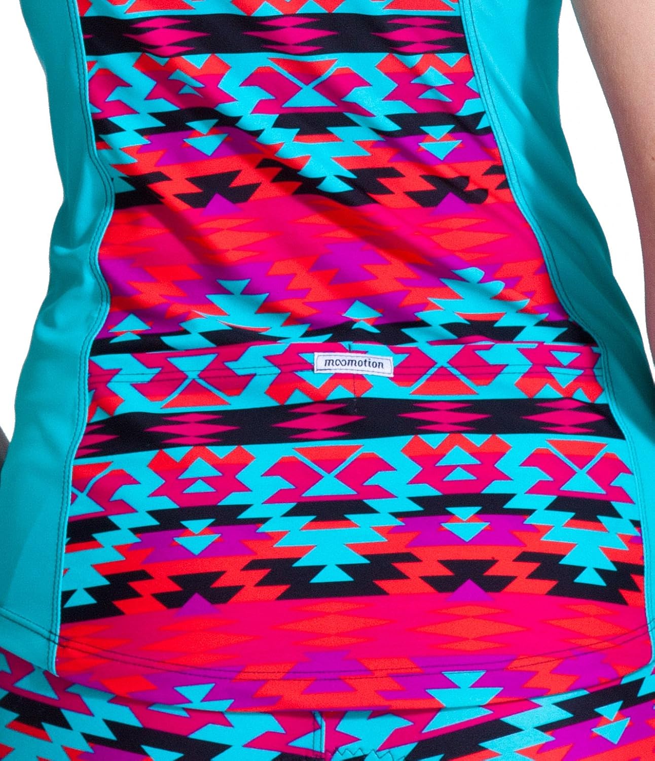 MooMotion Womens Terra Zip Jersey Top: Clothing