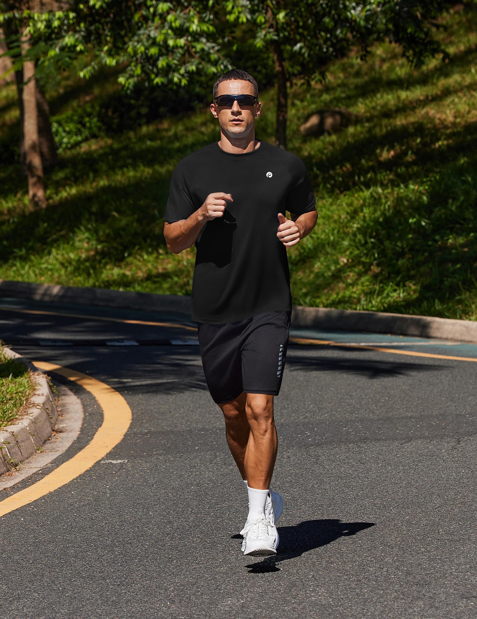 PINSPARK Black T Shirts for Men Lightweight Short Sleeve Crew Neck Gym Shirts Moisture Wicking Summer Classic Casual Tee Tops S