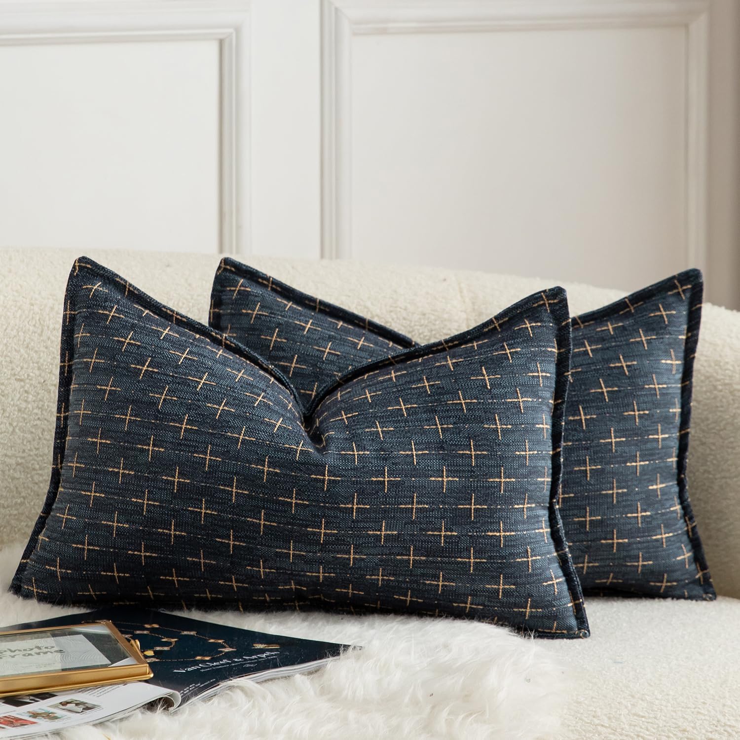 Mandioo Pack of 2 Burlap Linen Cushion Covers Woven Textured Modern Farmhouse Throw Pillow Cases Decorative Couch Sofa Bed Living Room 12 x 20 Inch 30x50 cm Deep Blue