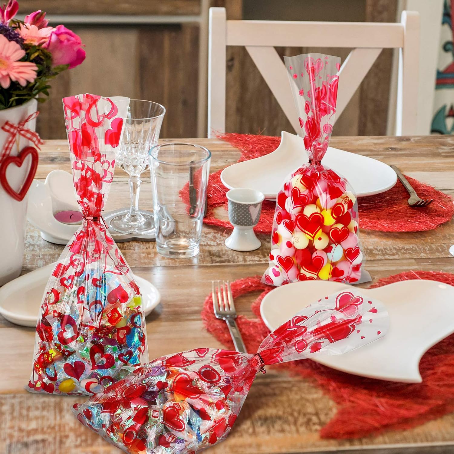 Zonon 175 Pcs Valentine's Day Cellophane Bags Bulk Valentines Gift Goodie Bag Clear Red Heart Treat Candy Snack Pouch Heart Cellophane Baggies with Twist Ties for Valentines Day Party Favor Supplies - Image 4