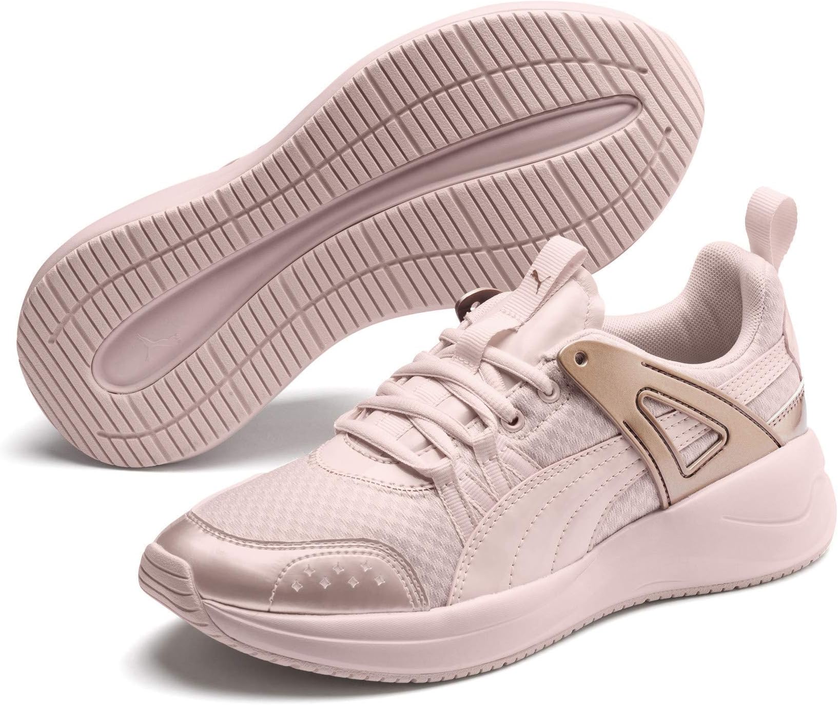PUMA Womens Nuage Run Cage Metallic Casual Sneakers,