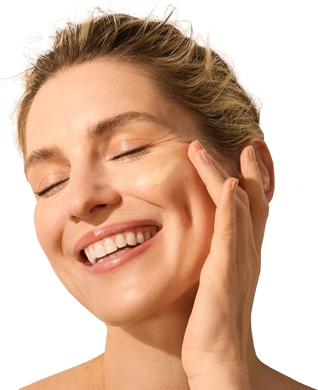 Sun Face Hydro Protect Ultra-Light Fluid FPS50+ con tono claro (50 ml), crema facial solar con filtros UVA/UVB, protección solar 50+ en fluido extraligero, crema de sol color — foto 7 de 8