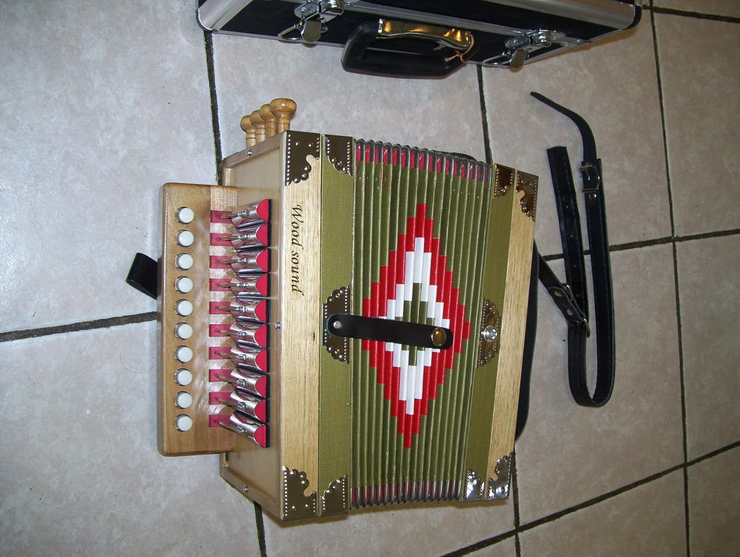 New Zydeco Cajun Button Box Accordion, 10 key 2 Bass Amazon.co.uk