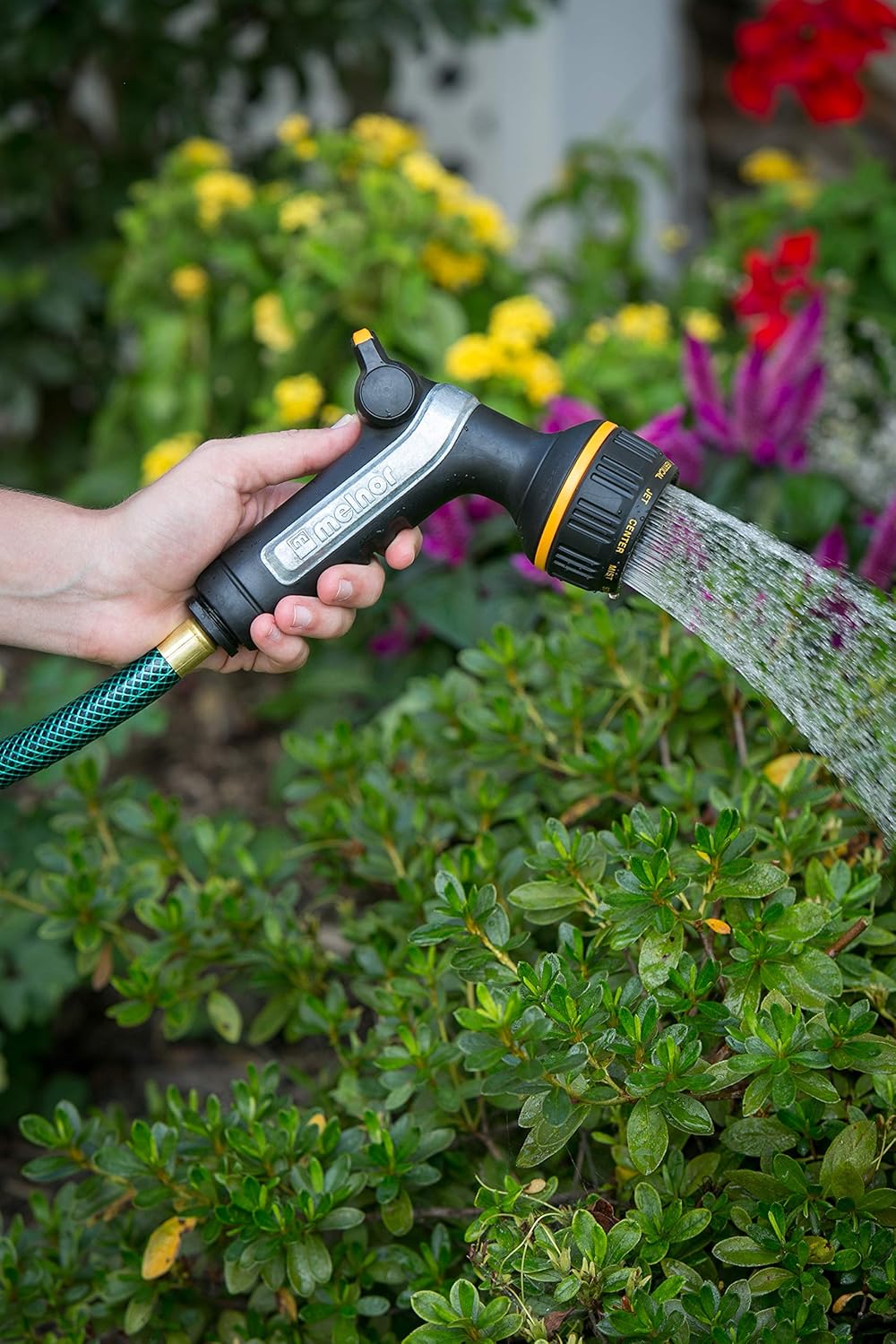 Melnor 65116-AMZ XT Metal 10-Pattern Nozzle with QuickConnect Product Adapter  Bundle, Multi, Heavyweight Thumb Control : Garden & Outdoor