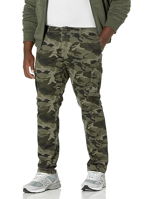 Amazon Essentials Men's Straight-Fit Stretch Cargo Pant (Available in Big & Tall), Green Camo, 33W x 30L