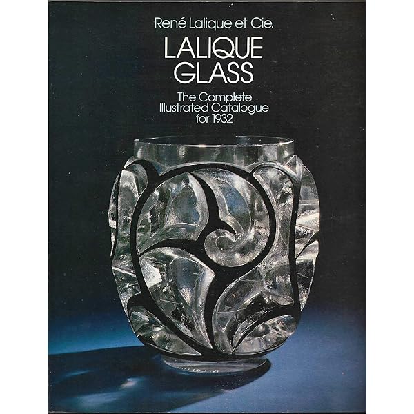 The Art of Emile Galle: Newark, Tim: 9781856278515: Amazon.com: Books