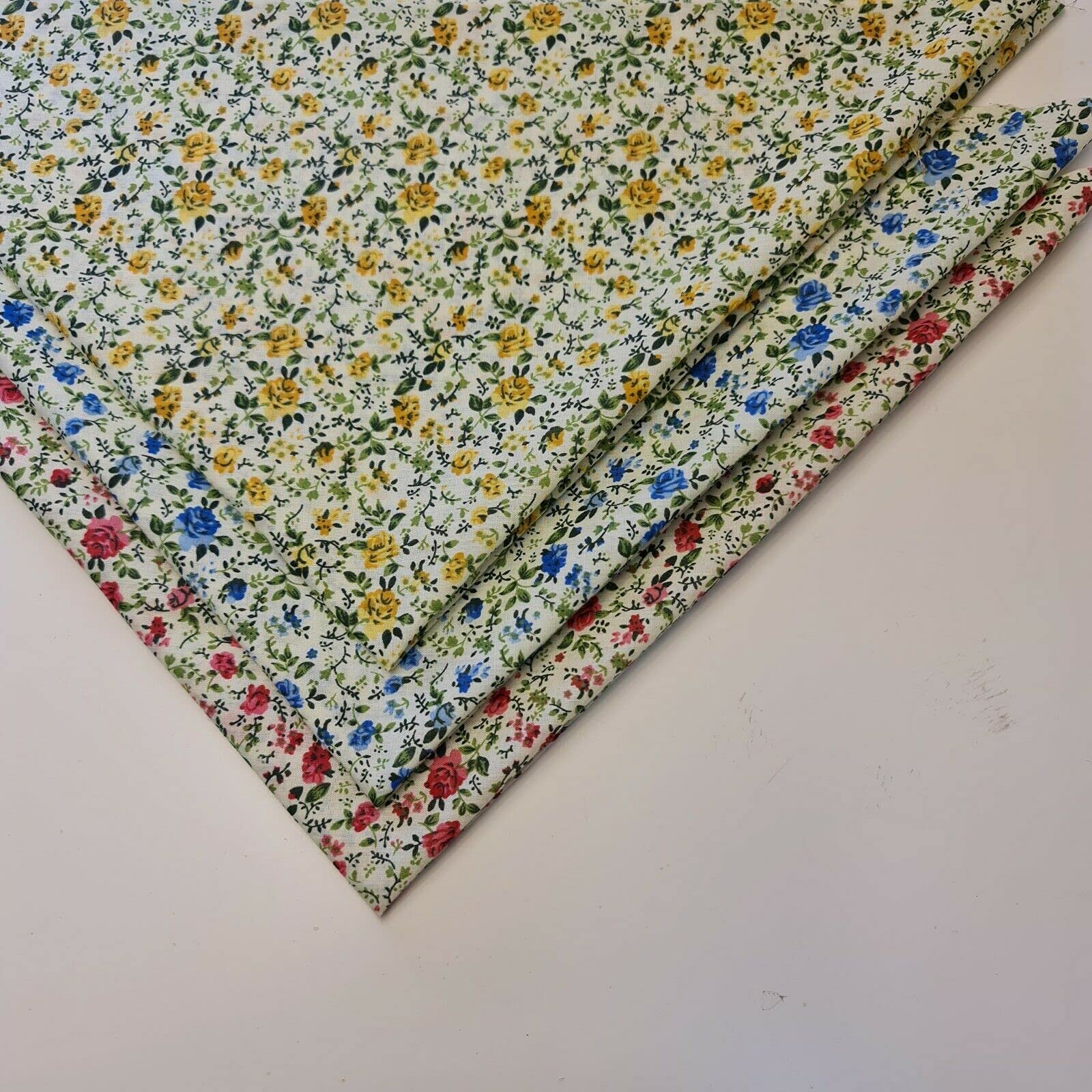 Polycotton Fabric Bundles Fat Quarter Squares Children Crafts Sewing Material/Gingham Check/Patchwork Sewing Quilting DIY/Polka Dot Fabric Scrapbook Craft 50x50cm (Ditsy Floral Print 2 (3 PCS))