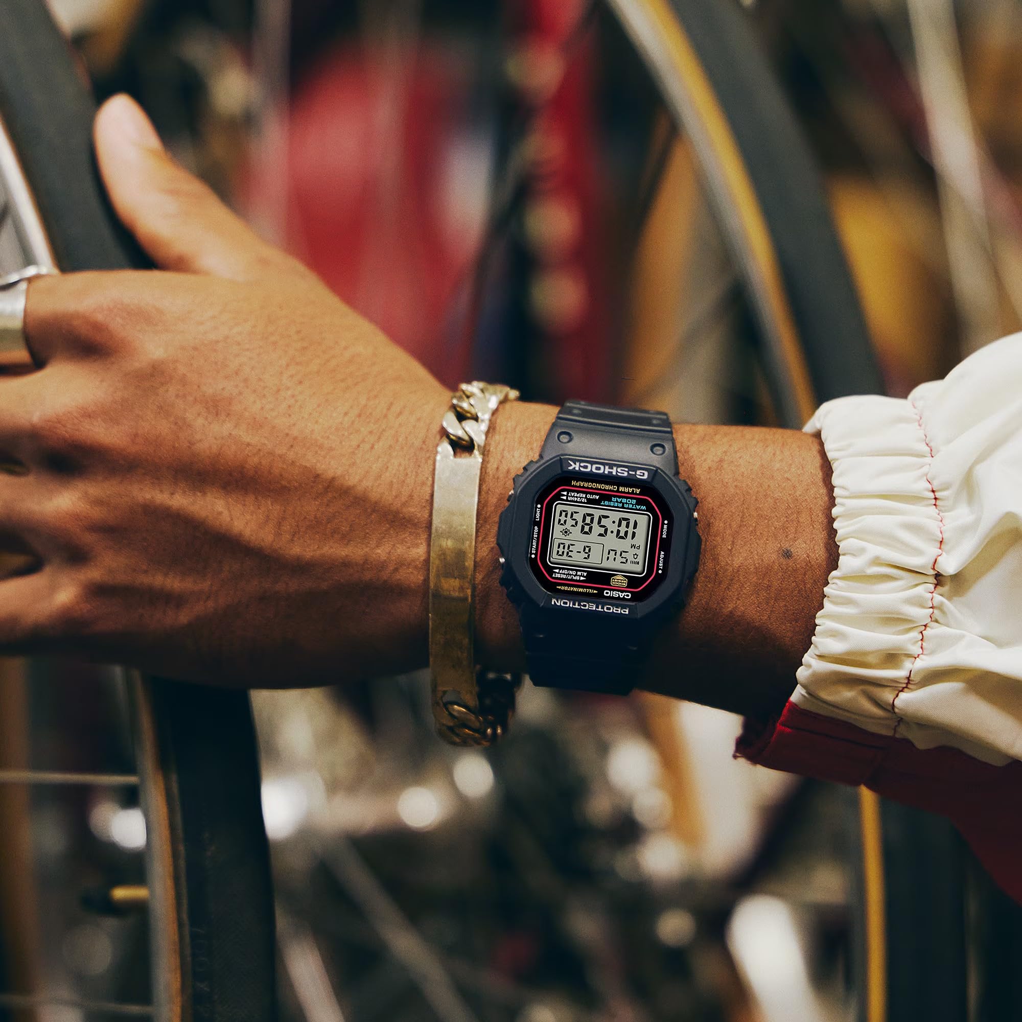 Casio DW-5600RL-1ER Herren Armbanduhr