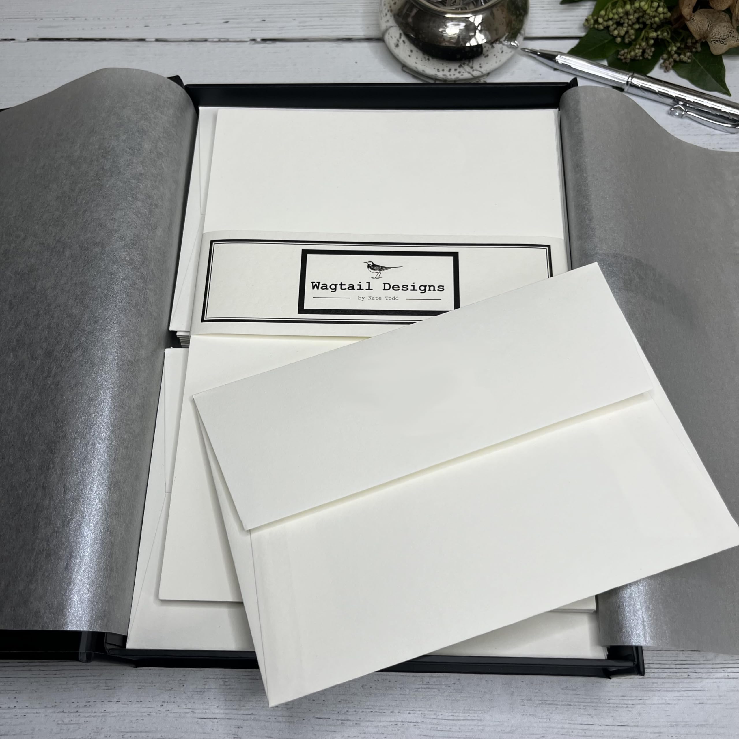 Wagtail Designs Plain Ivory (Cream) Writing Paper Gift Set in a Black Box with Ribbon (18 Sheets of Quality Writing Paper with Matching envelopes)