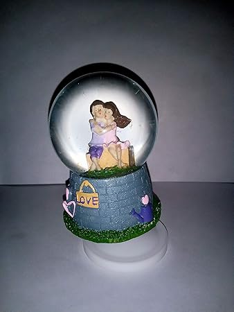 Buy Style Pitara Present Cute Couple Snow Globe Valentine Gifts For Wife Girlfriend Boyfriend Special Anniversary Birthday Gift With Music 7043 Online At Low Prices In India Amazon In