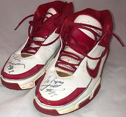 russell westbrook game worn shoes