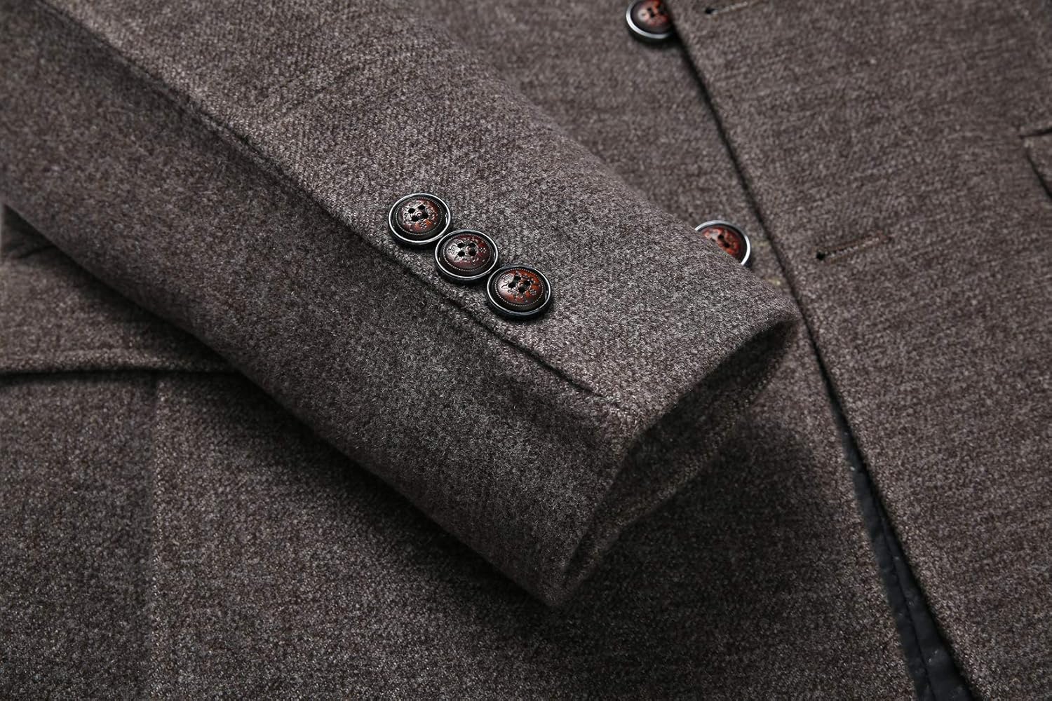 chouyatou Men's Winter Notched Collar Single Breasted Quilted Wool Midi Coats Plaid Scarf at  Men’s Clothing store