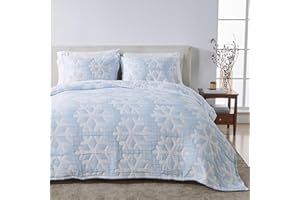 Great Bay Home Matelassé Coverlet with Pillow Shams for King Size Beds - Lightweight Bedspread, Winter-Themed Bedding Set - Snowflake Muslin (King/California King, Blue/White)