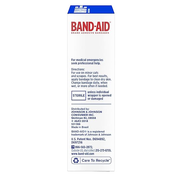 BAND-AID BRAND FLEXIBLE FABRIC ADHESIVE BANDAGES FOR COMFORTABLE FLEXIBLE PROTECTION & WOUND CARE OF MINOR CUTS & SCRAPES, WITH QUILT-AID TECHNOLOGY DESIGNED TO CUSHION PAINFUL WOUNDS, FIN (PACK OF 3)