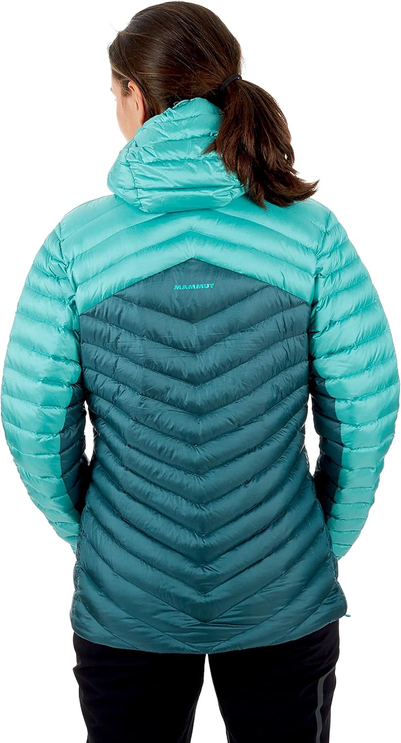 mammut women's broad peak in hooded jacket