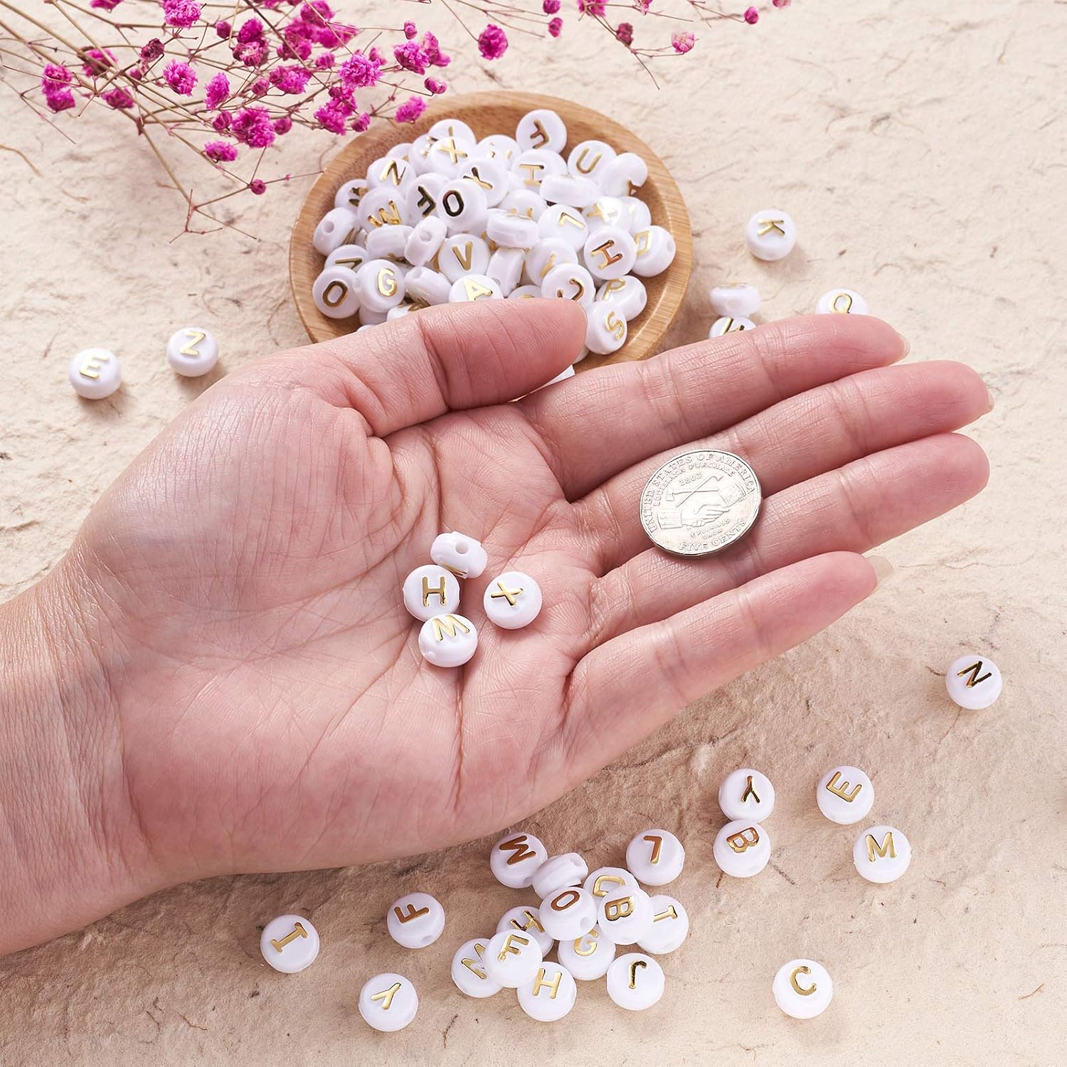 Cheriswelry 1000pcs White Acrylic Alphabet Beads 7mmfor Jewelry Bracelet Making, White, Gold Letter, 7mm, 1000pcs - Image 5