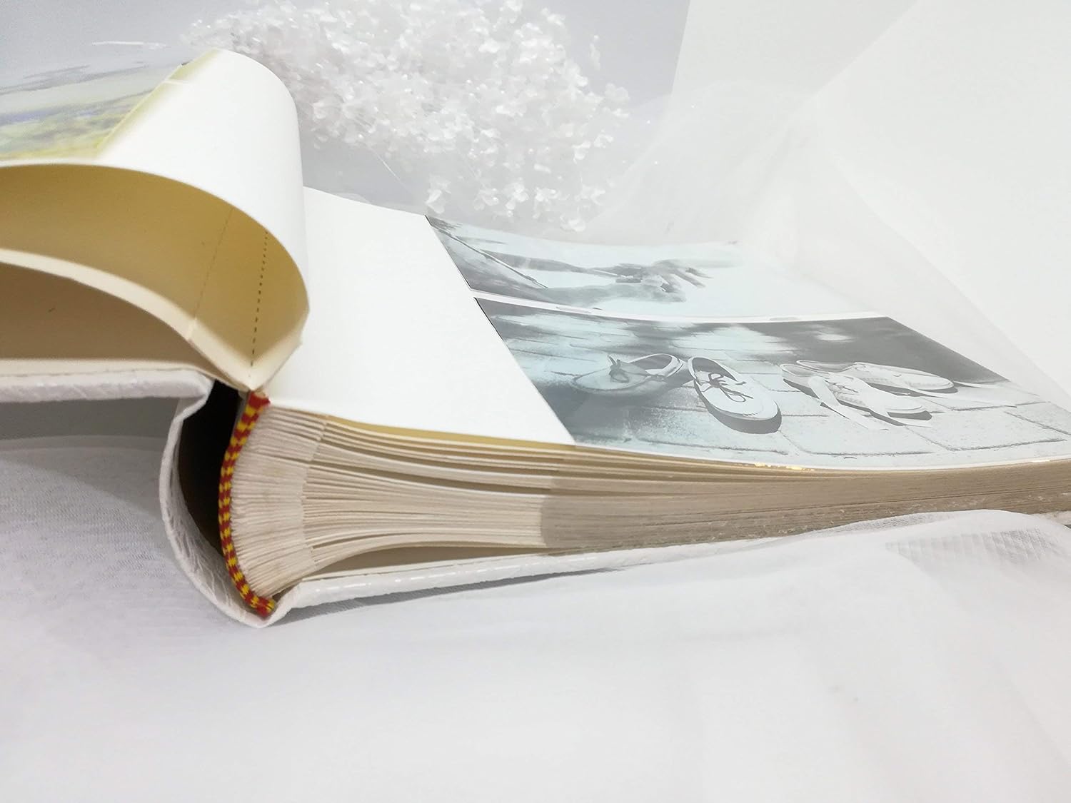 4x6 with clear sleeves for pictures insert White photo album for 200