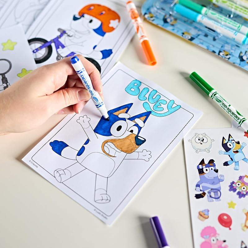 - Maletín Bluey para Colorear con Pegatinas, Set con rotuladores, Páginas para Colorear, Pegatinas, 45 Piezas, Regalo Creativo para Niños, a Partir de 5 años, 04-0784