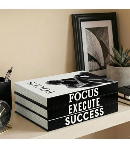 洋書　HARDCOVER COLLECTION インテリア Amazon.com: OCTORM Curated Decorative Books Hardcover Décor Books