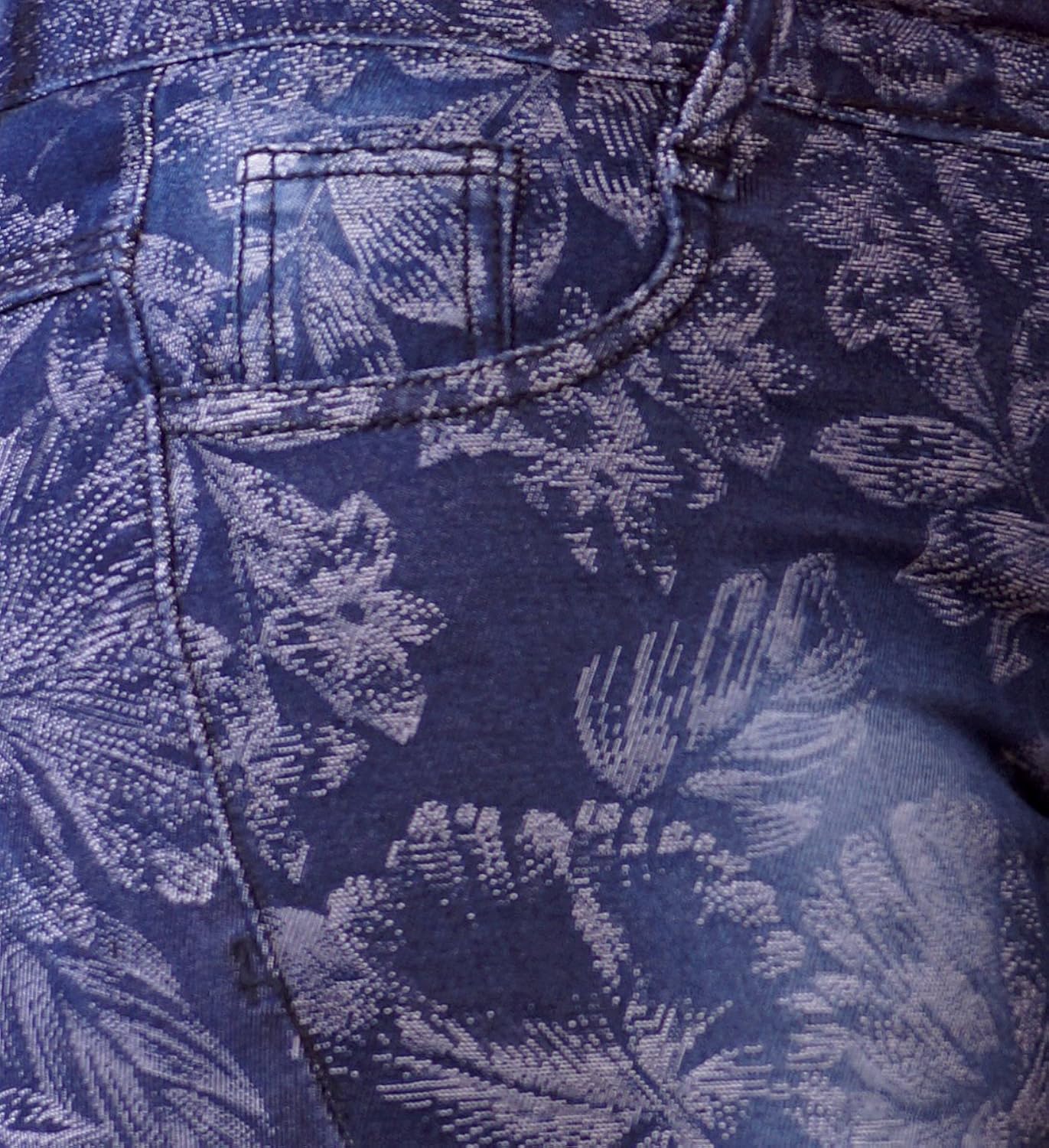 studio nexx women's blue printed denim shorts