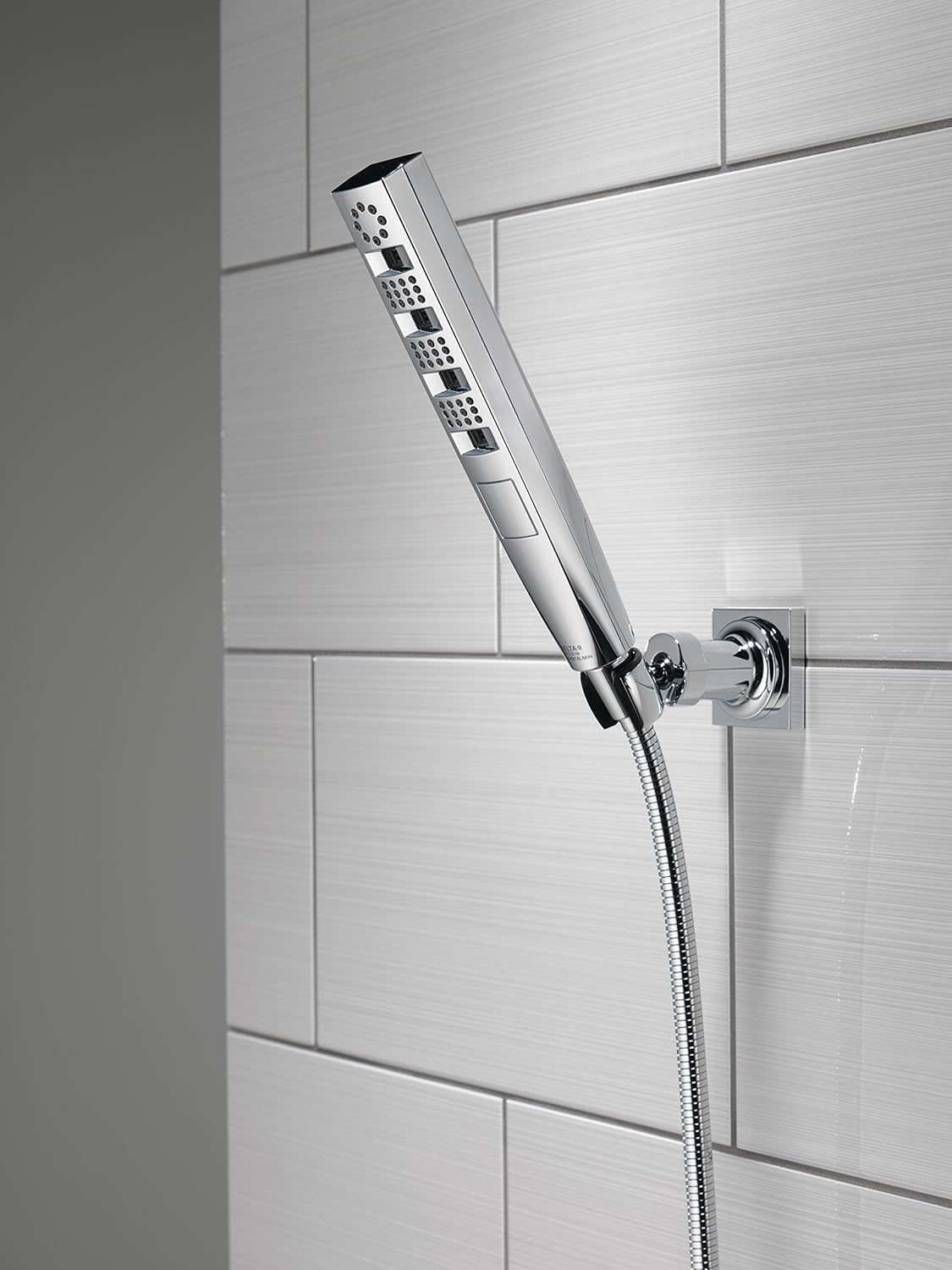 Delta Faucet 5-Spray Touch-Clean H2Okinetic Wall-Mount ...