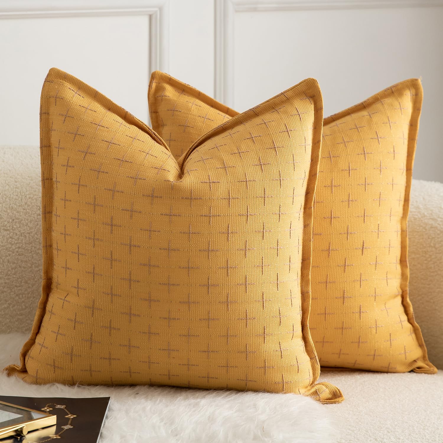 Mandioo Pack of 2 Burlap Linen Cushion Covers Woven Textured Modern Farmhouse Throw Pillow Cases Decorative Couch Sofa Bed Living Room 18 x 18 Inch 45x45 cm Yellow