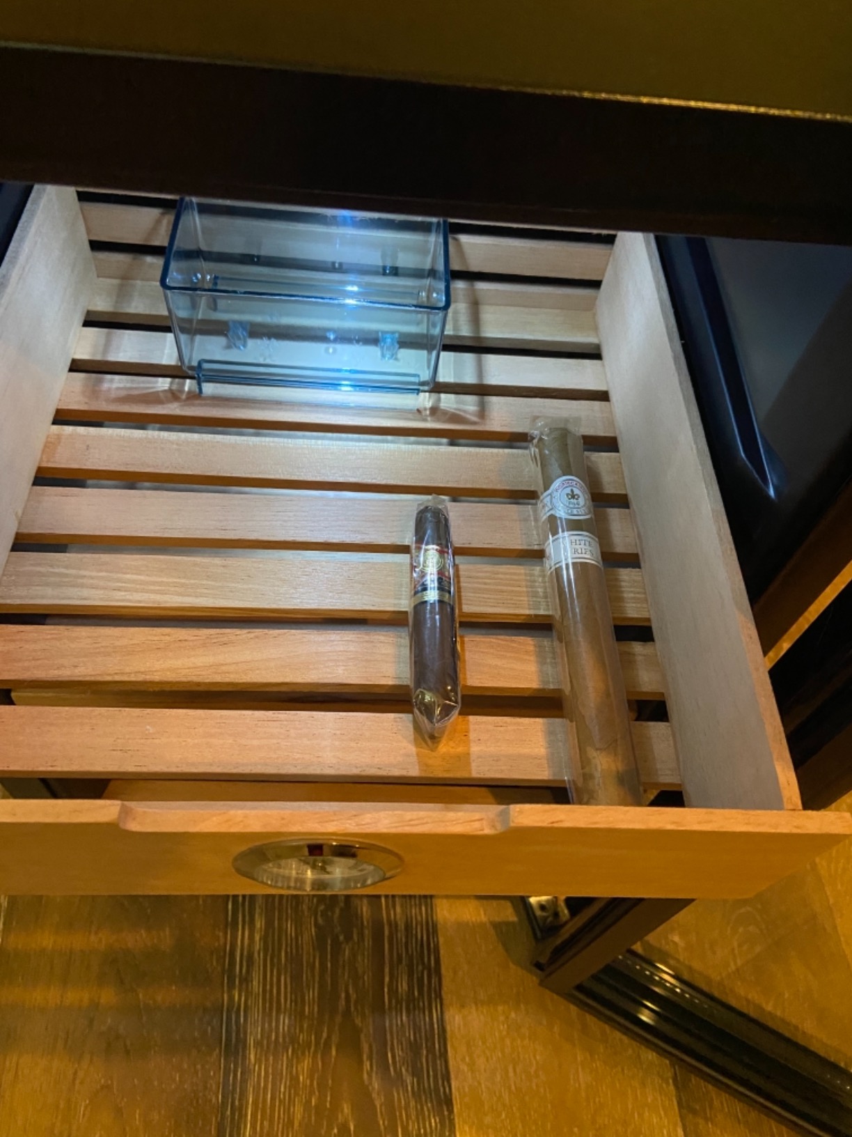 Audew Cigar Cooler Humidor Spanish Cedar Wood 300 Capacity