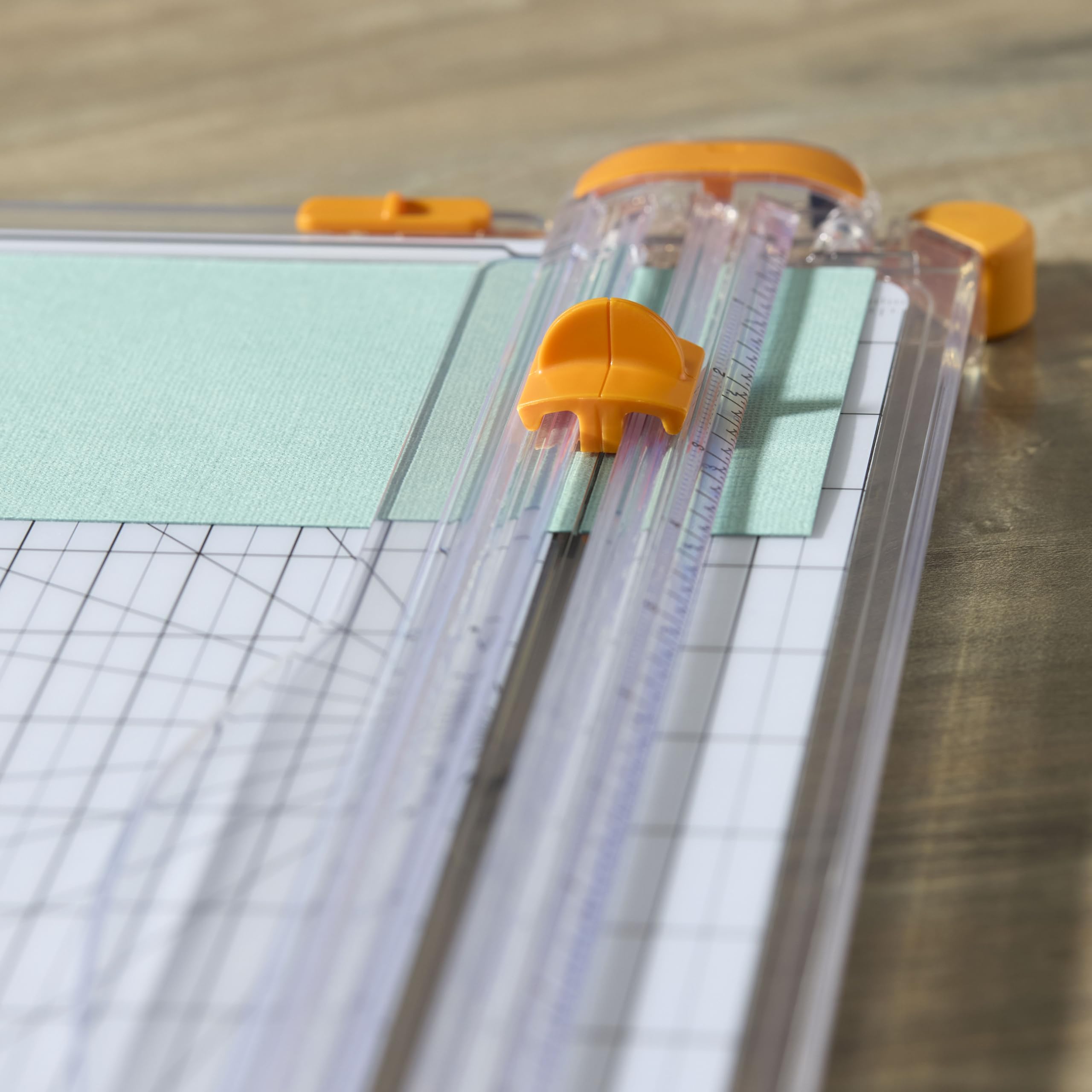 Fiskars Precision Paper Trimmer - Easy, Safe and Accurate for Crafts, Gifts, Cards and More - Always Cuts Straight