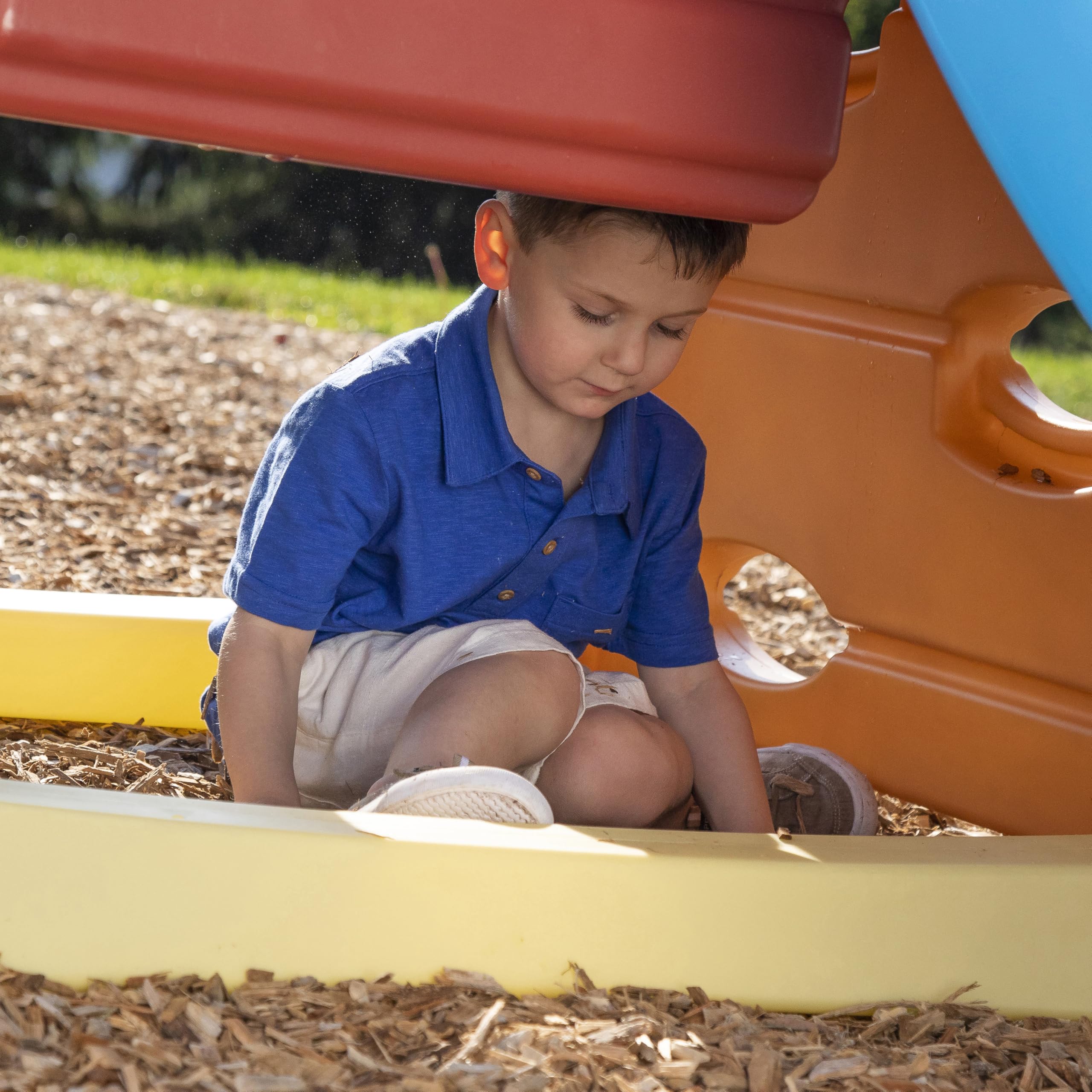 Step2 Play Up Double Slide Climber, Kids Outdoor Playset, Backyard Playground Set, 2 Slides, Elevated Playhouse, Outside Jungle Gym, For Toddlers 2-6 Years Old