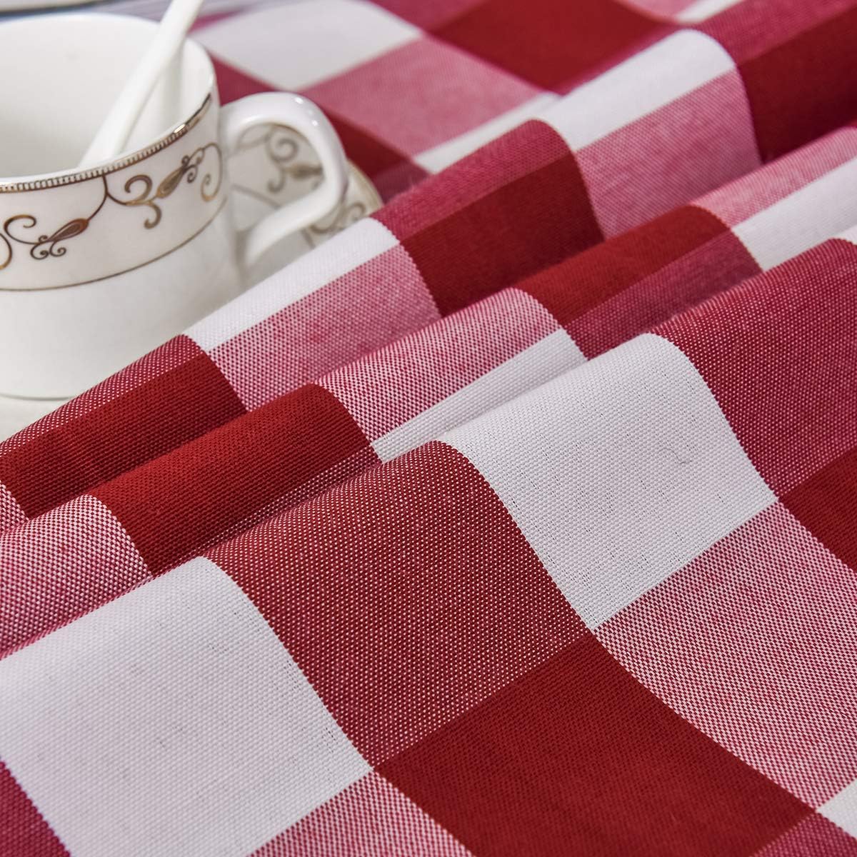 BEBEN Lace Checkered Tablecloth,Spillproof and Washable Polyester Table Cloth for Rectangle Tables,52-Inch-by-70,Red and White Checkered,Seats 4 to 6 People: Kitchen & Dining