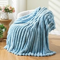 SuoKom Fleece Throw Blanket For Couch Lightweight Plush Fuzzy