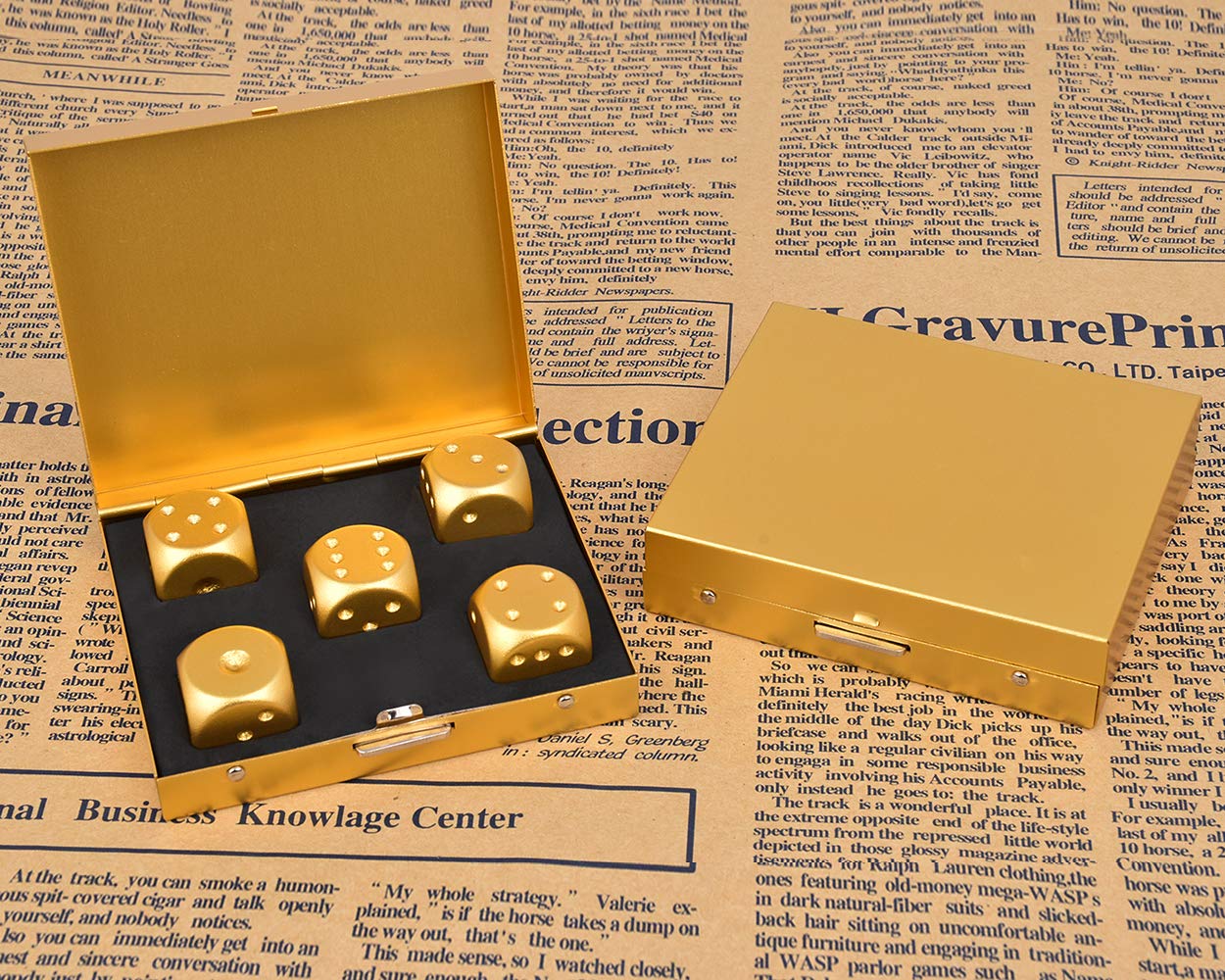 DS.DISTINCTIVE STYLE Aluminum Alloy Dice 5 Pieces 16mm Portable Metal Dices with Case 6 Sided Dice for Party Game