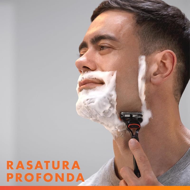 Lamette Gillette Fusion 5, 16 Lamette da Barba di Ricambio per Rasoio Barba Manuale Fusion5, da 5 Lame, Rasatura Scorrevole con Striscia Lubrificante, Fino a 1 Mese di Rasatura per Lametta