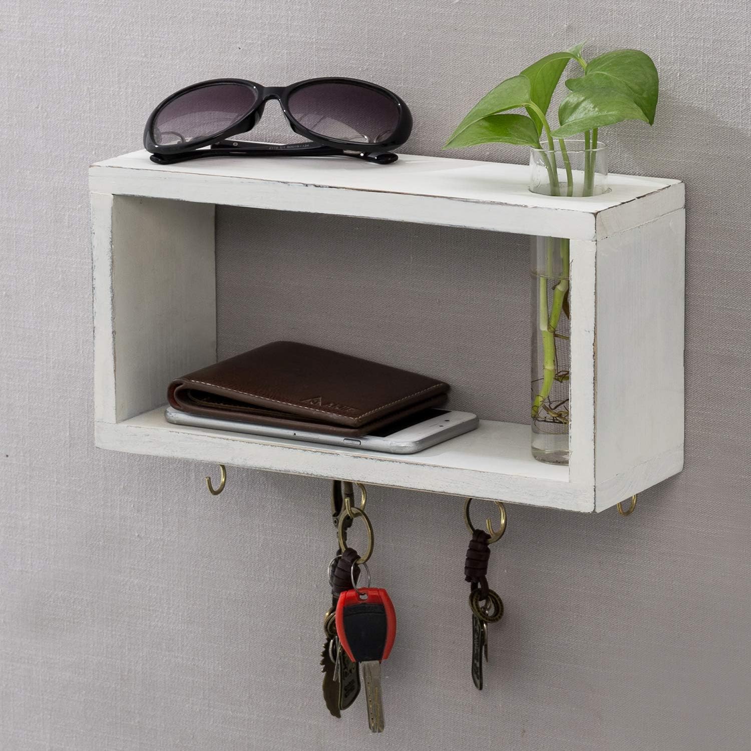 Amazon Com Mygift Vintage Distressed White Wood Wall Mounted Shelf Organizer With 7 Brass Key Hooks Glass Vase Furniture Decor