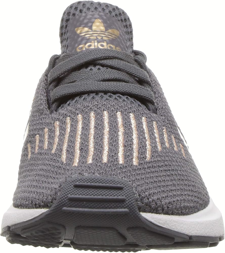 kids swift running shoe