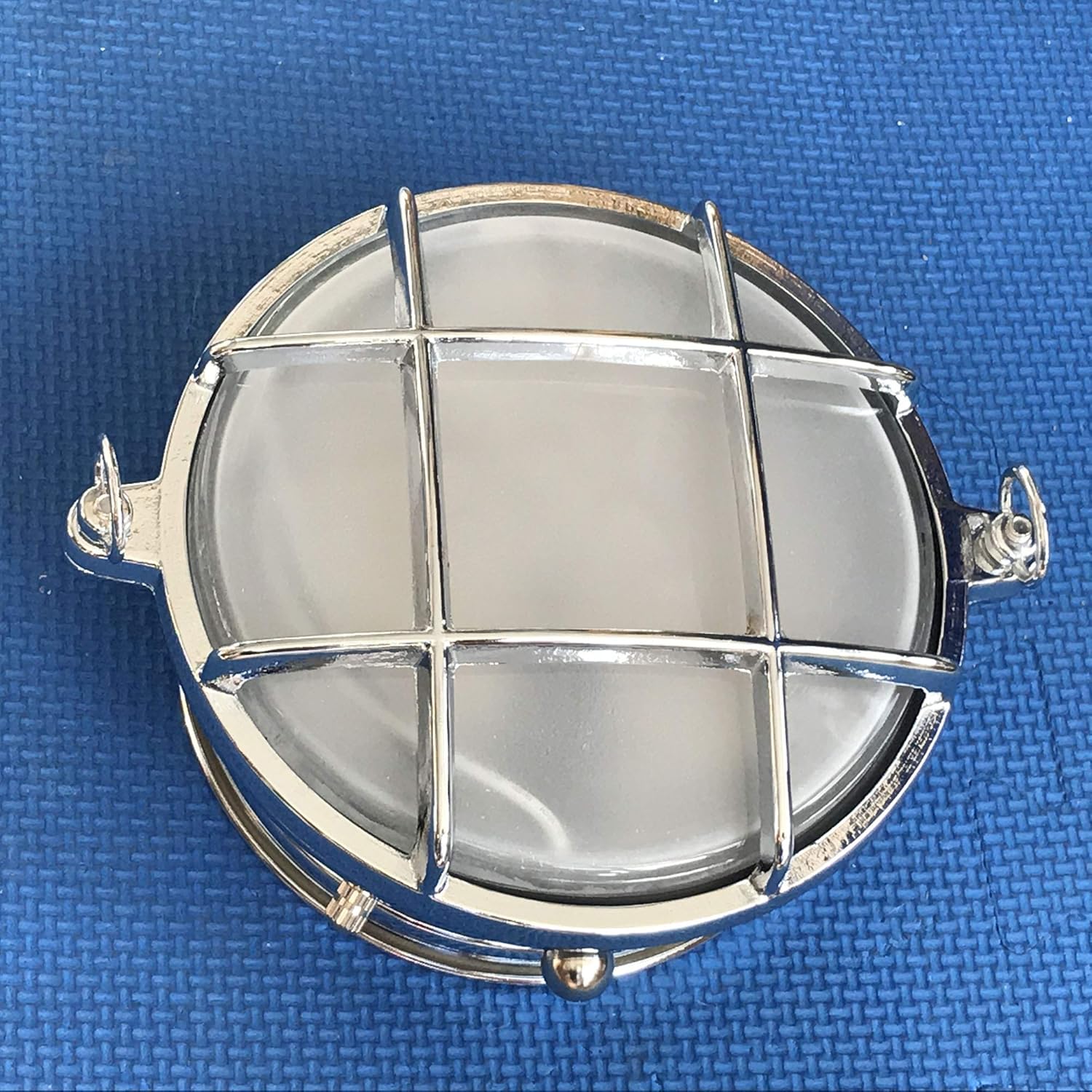 Nautical Bunk Light w/On/Off Switch (Chrome)