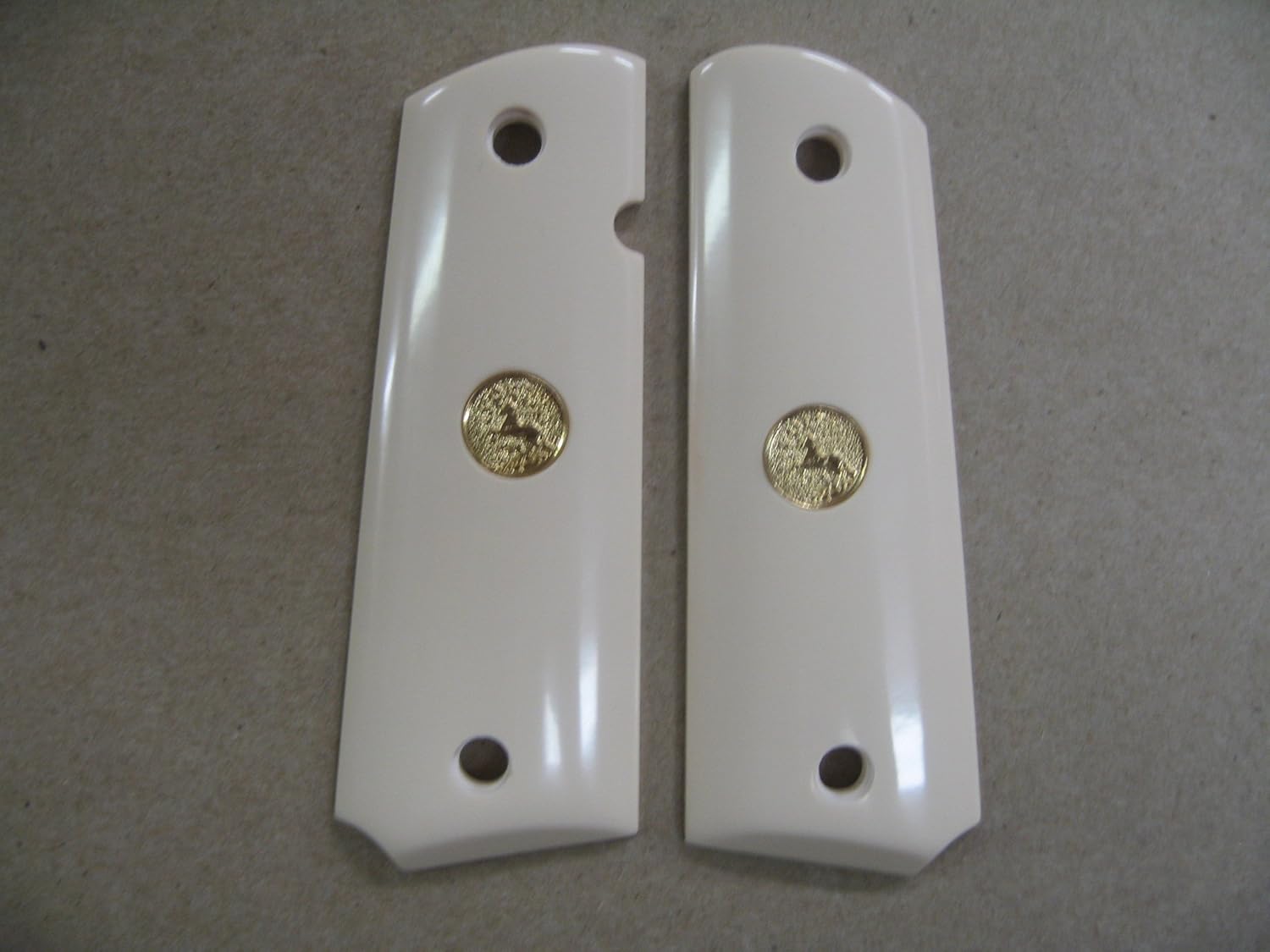Colt 1911 Grips Bonded Ivory With Colt Gold Medallions USA Sports & Outdoors