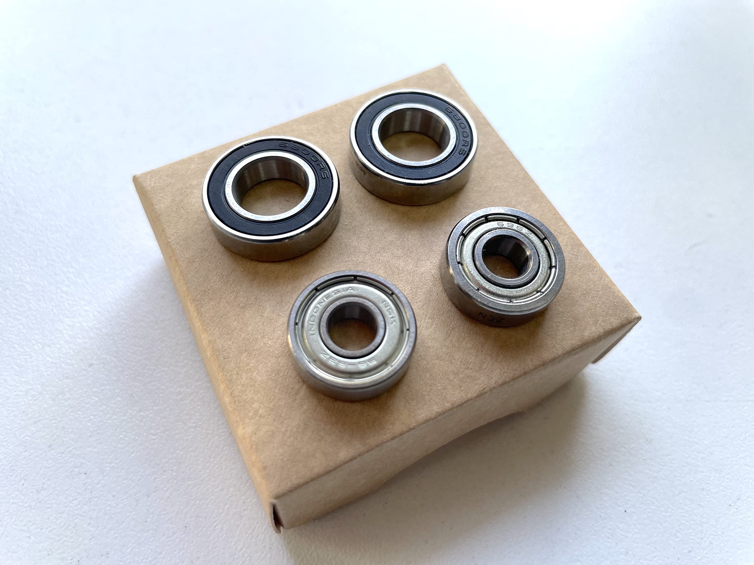 Timbera ball bearings repair kit for Flymo 1200R robotic lawn mower rear wheel & engine spindle shaft (For model year: 2013 to 2018)