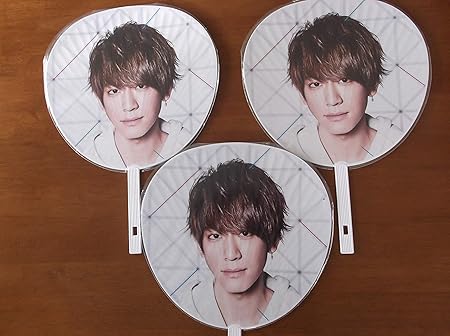 Amazon 小山慶一郎 News ジャンボうちわ ３点 News Live Tour 19 Worldista ジャニーズグッズ おもちゃ おもちゃ