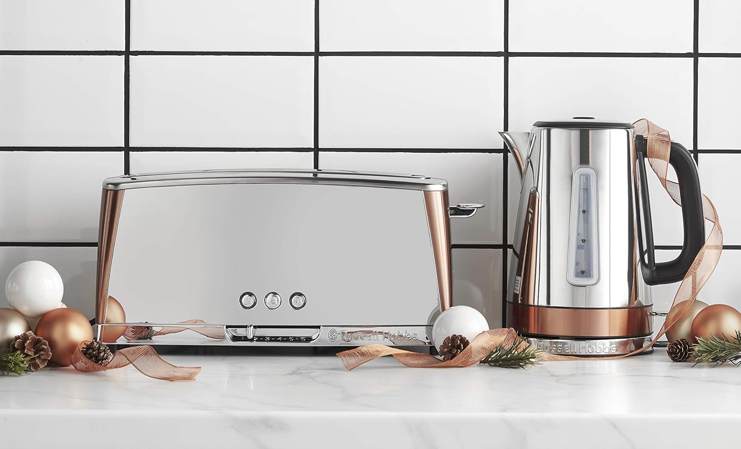 Russell Hobbs Luna Stainless Steel & Copper 1.7L Cordless Electric Kettle (Quiet & Fast Boil 3KW - Image 4
