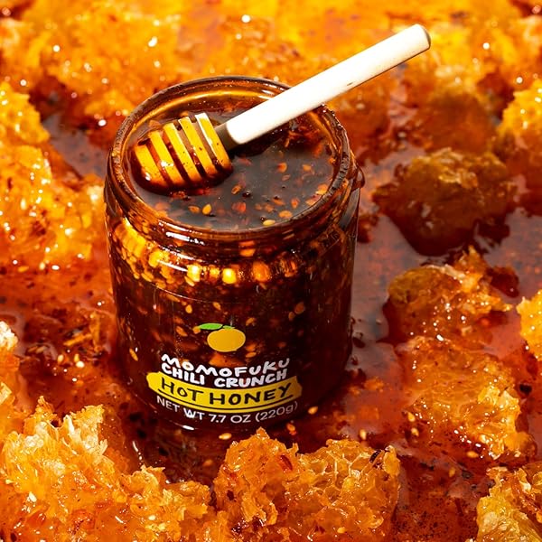 MOMOFUKU HOT HONEY CHILI CRUNCH BY DAVID CHANG 7.7 OZ, OIL WITH PREMIUM WILDFLOWER HONEY, GARLIC AND SHALLOTS, CHILI CRISP FOR COOKING, AS SAUCE OR TOPPING