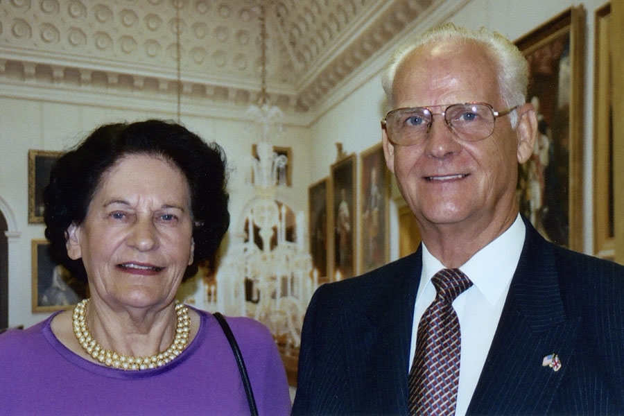 Death Watch Beetle A Historical Post Wwii Spy Thriller Amazon It David E Huntley Libri In