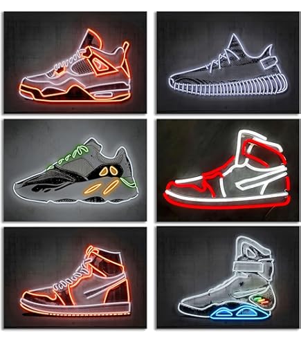 NIKE VINTEGE POSTER MOONRUNNER サイン入り　希少。 NIKE VINTEGE POSTER MOONRUNNER サイン入り 希少。 Amazon.com