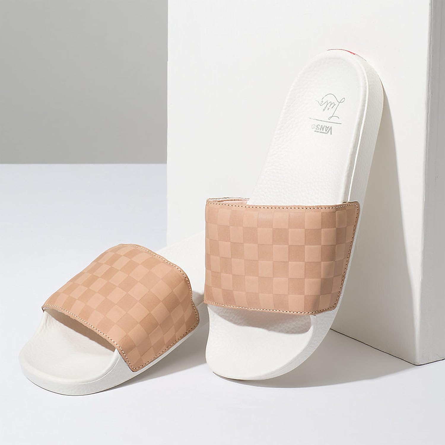leila hurst vans slides