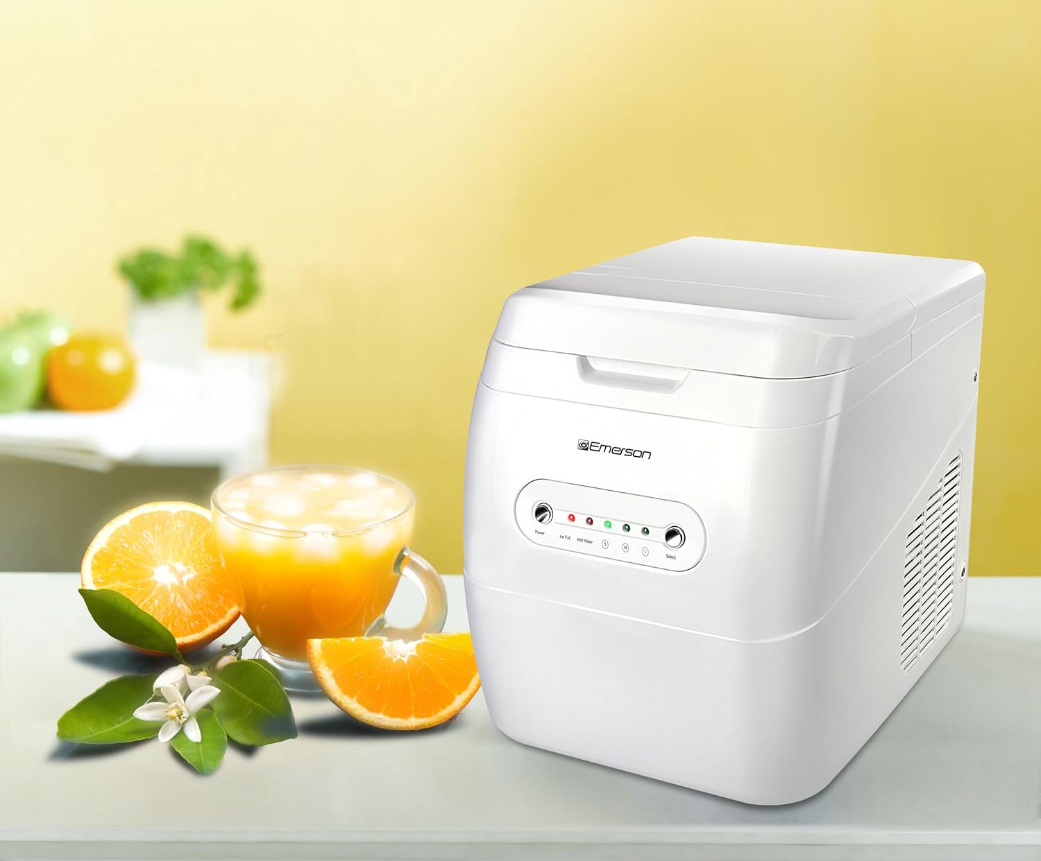 Amazon Com Emerson Im92w Portable Ice Maker White Appliances