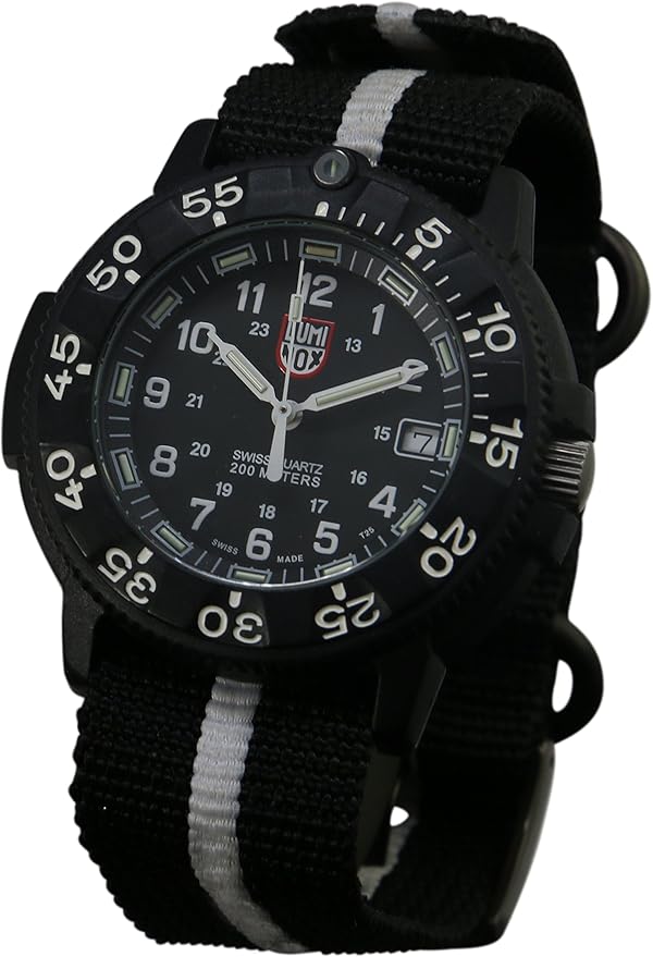 Luminox Men's 3000 3900 V3 Original Navy Seal Dive Watch Amazon.ca