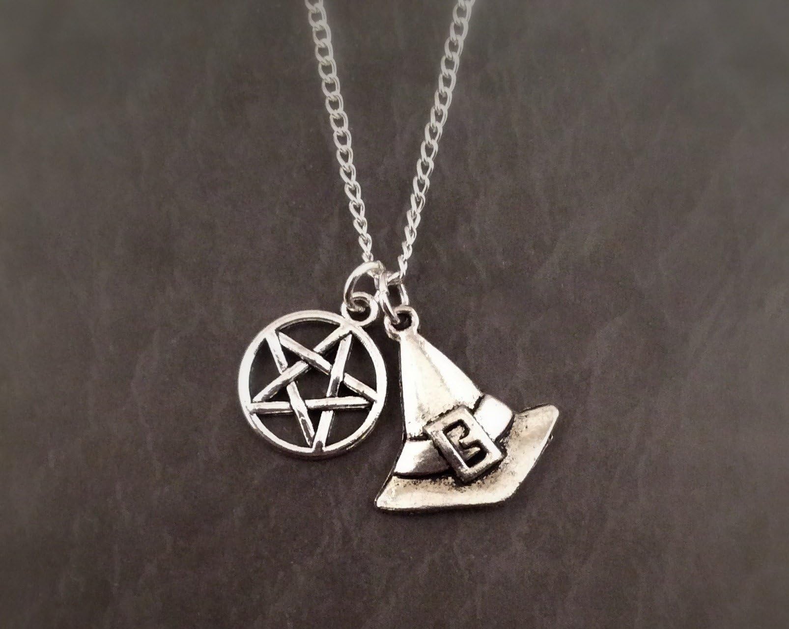 Witchcraft Necklace – Witch Hat and Pentacle