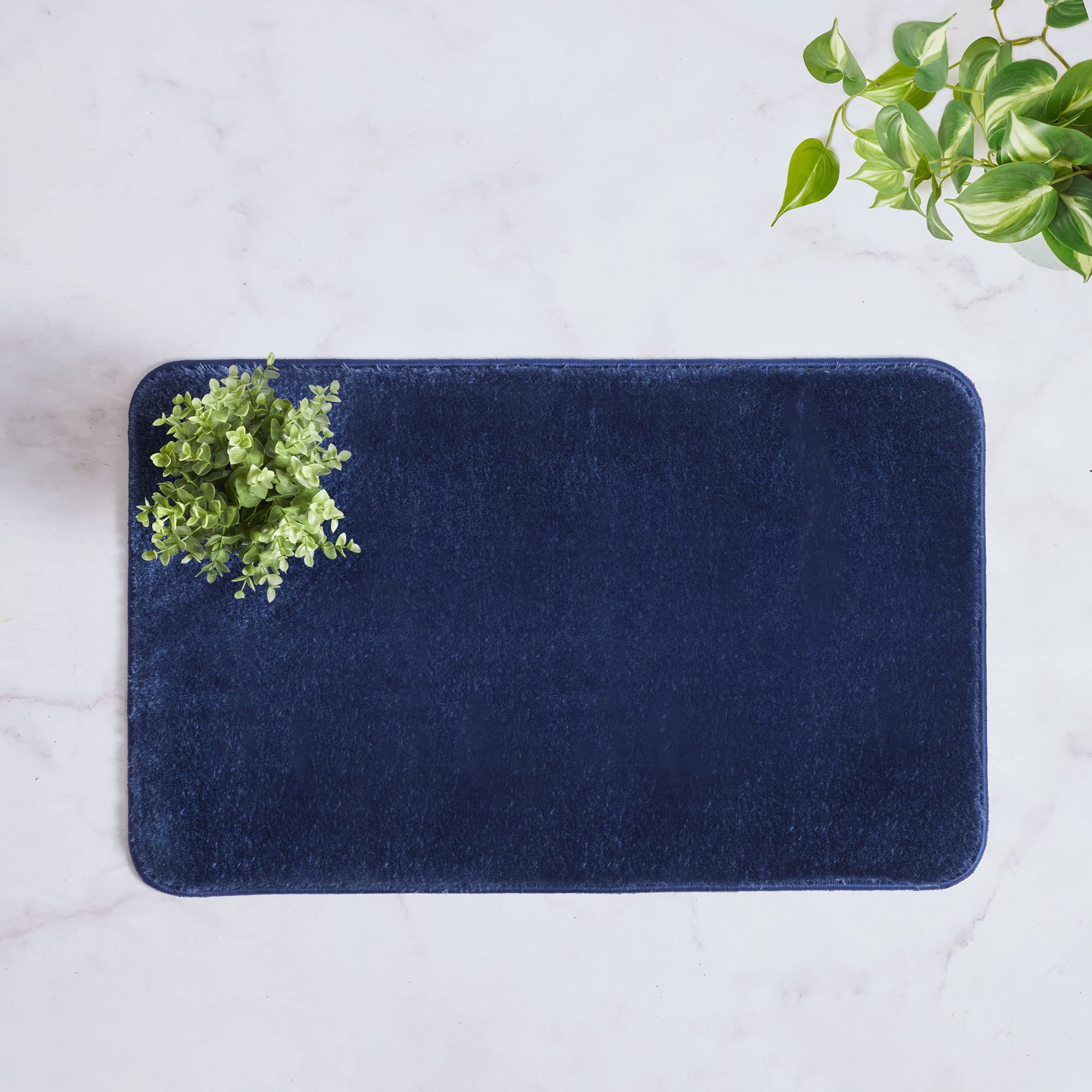 NELIS HOME Thick, Ultra Soft Bathroom Mat, Non Slip Bath Mat, Durable Bath Mats for Bathroom, Machine Washable, Water Absorbent Fluffy Bathroom Rug, (Dark Blue, 50 x 80 Cm)