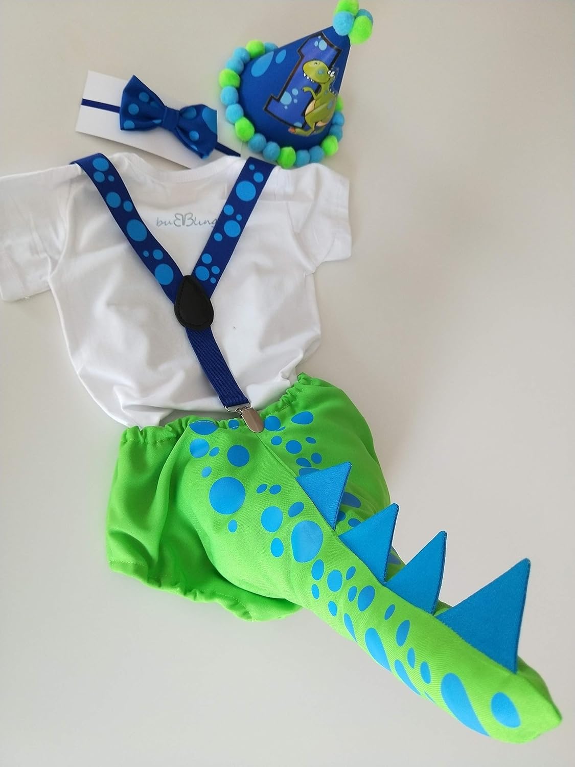 dinosaur smash cake outfit